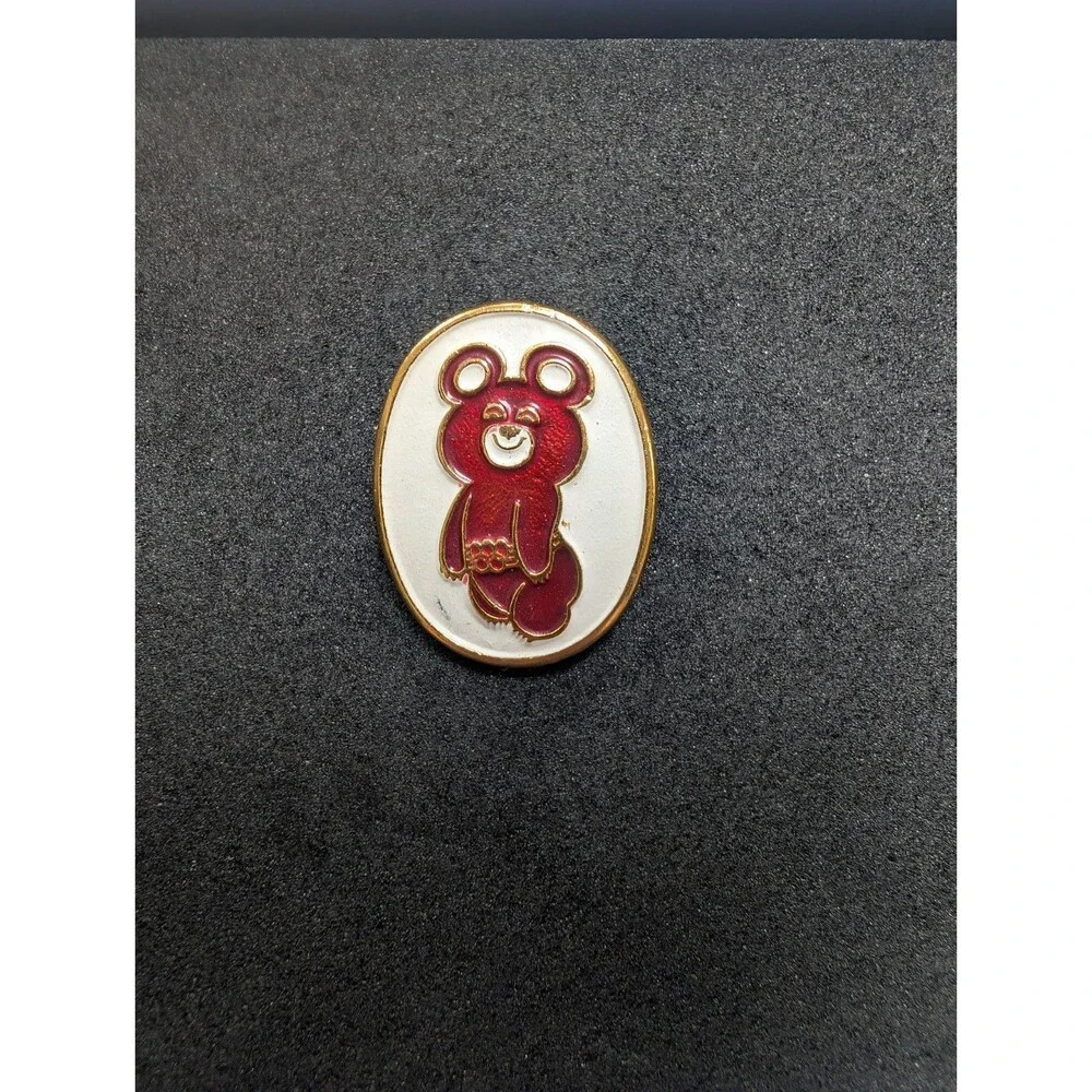 Vintage USSR Moscow 1980 Olympic Misha Bear Enamel Pin Badge White Oval